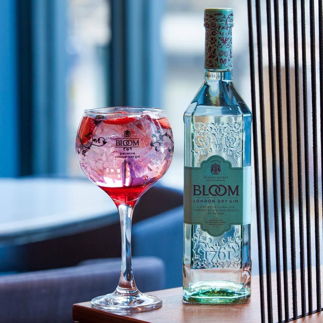 It's Thirsty Thursday. Which means only one thing here at Bloom - time to enjoy a classic, G &amp; T. We've got a huge range of craft Gin to choose from and we would love to hear what's your favourite? Shout out in the comments and let's talk all things gin 📣  #LondonDrinks #GAndT