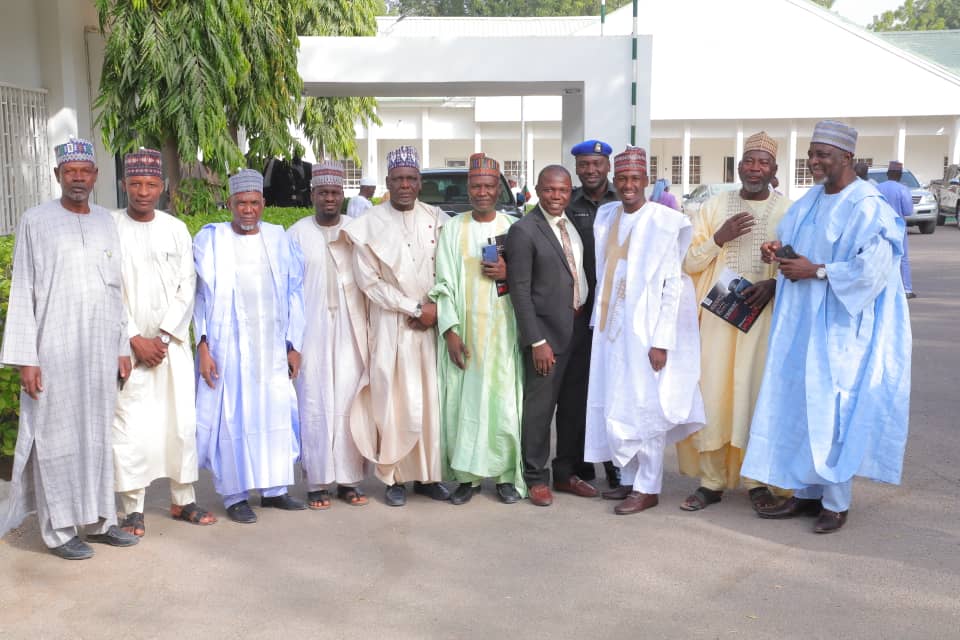BornoGis's tweet photo. Photo Session of the Newly inaugurated cabinets of Borno Geographic Information Service (BOGIS).
#NewBorno #DigitalizeLand #Bornogis https://t.co/m8Uyl1LEud