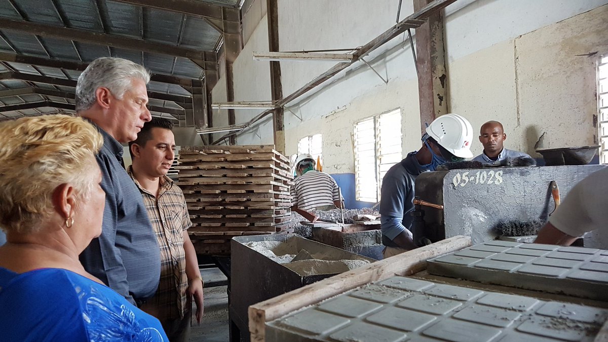 aparedescuba tweet media