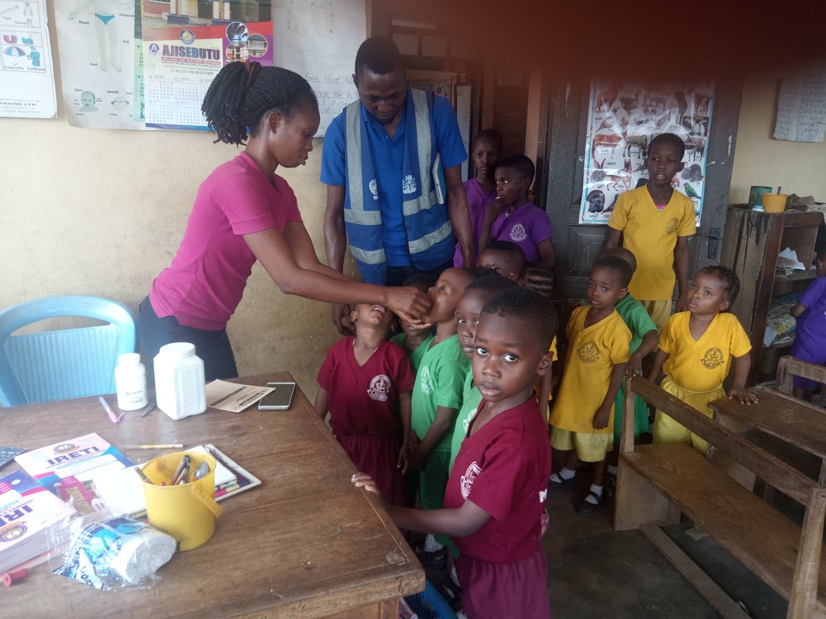 ogun_thegateway's tweet photo. #MNCHW implementation in all Government owned Health Facilities across #OGUN State. Vitamin A supplementation, Deworming and other RI antigens are being given free.
#WHO #Stateteams & other partners are on supportive supervision.
@dabiodunMFR @sfojoemmanuel @abidoyed @WHONigeria https://t.co/gvM2TYmXoT