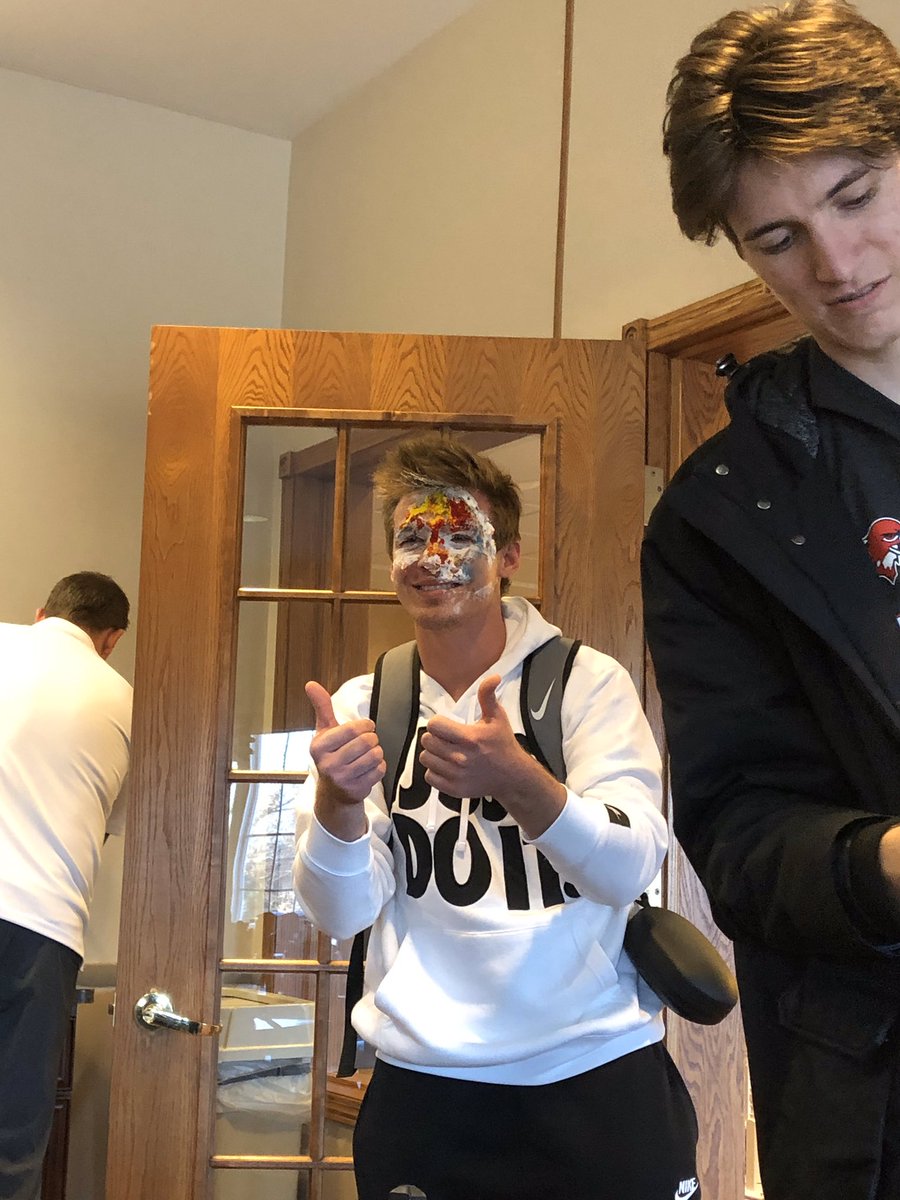 Happy Birthday to our freshman setter Trace Moser! Looks like he enjoyed his birthday 🎂