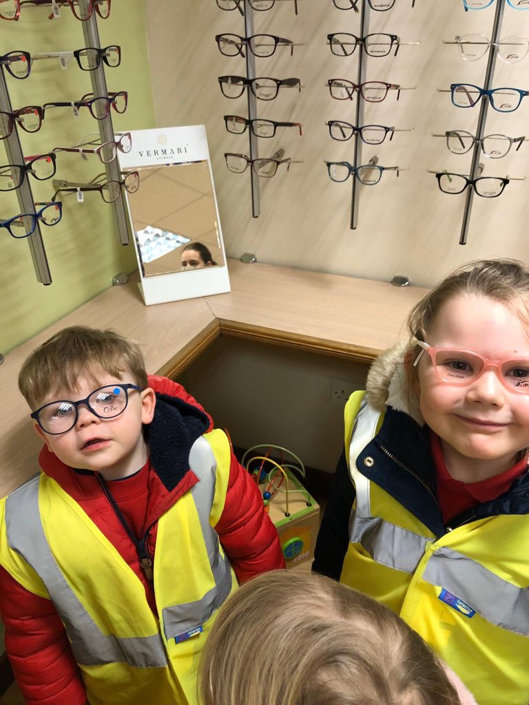 LanarkPrimary's tweet photo. Our early learners were out in the community this afternoon visiting  Hughes &amp; McHugh opticians. They had a great time finding out about their work and loved trying on the different glasses 👓👀 #learning #responsibility https://t.co/L2FULa7VKc
