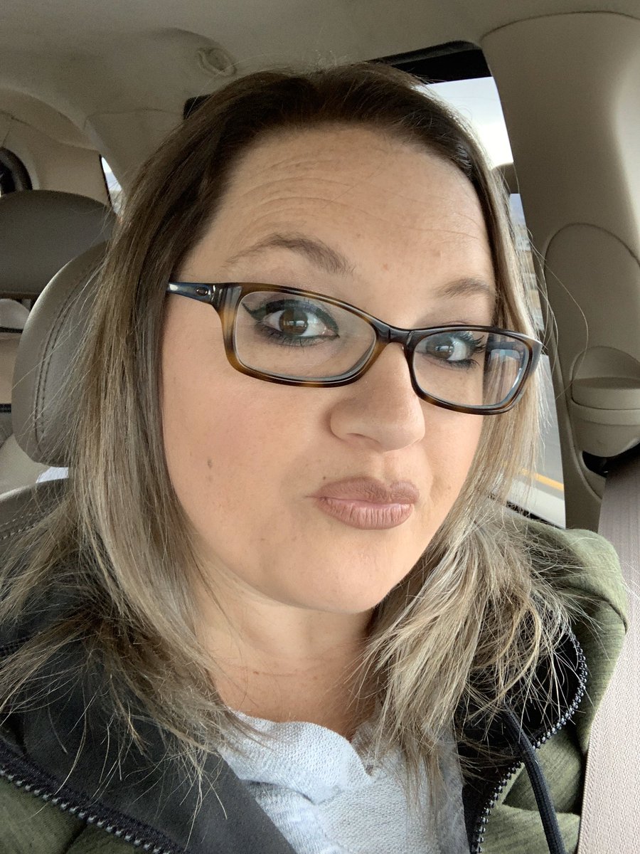 joannaherring83's tweet image. It always feels so good to come out of the salon with fresh color. Digging the silver tones #dointhedamnthing #freshcolor
