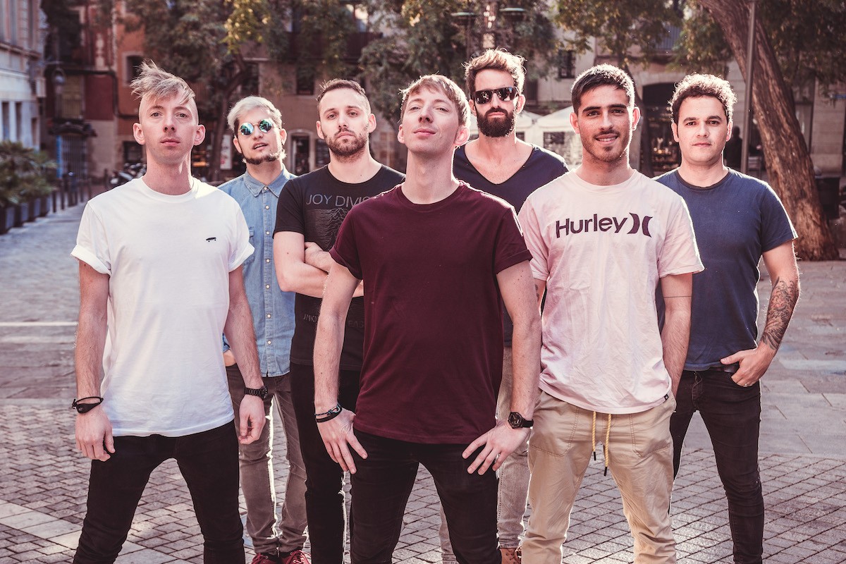 Arc de Triomf, nascuts per festivar. Els germans de Vilassar de Mar s'obren camí en l'escena catalana amb el primer senzill, «Per un món»

bit.ly/2RrC7Sy