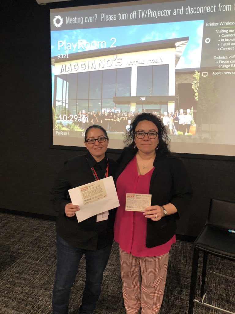 whitr_laura's tweet photo. Lots of amazing recognition happening at #LEAD. https://t.co/whi4hSZdv4