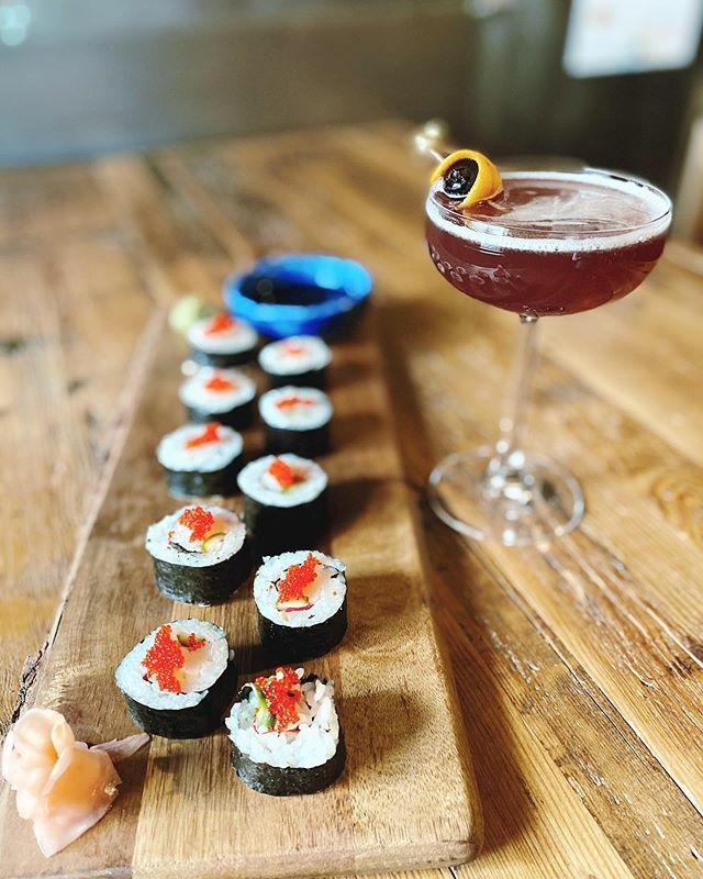 TheDelftBistro's tweet photo. Sushi &amp; Sake Thursday
.
This week’s Chef roll: 
Ceviche Lime Scallop- Mirin Lime Marinated Scallops, Radish, Asparagus, &amp; Tobiko.
.
Sake Cocktail: Cherry Blossom- Sake, Cherry Heering, Cointreau, Lime, &amp; Orange Bitters
.
.
.
#thedelftbistro #thedelft #delftbistro #downtownma… https://t.co/dwq72dTQGl