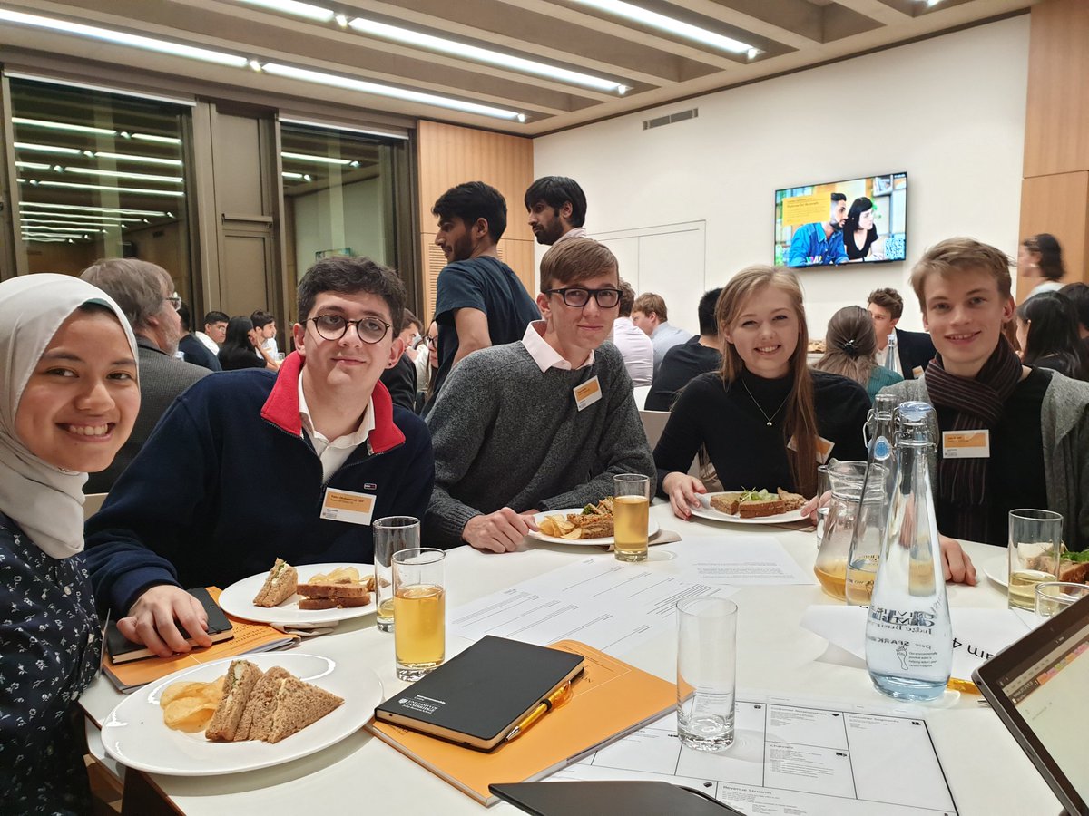 insight_co's tweet photo. Such a great evening at @CambridgeJBS , meeting a team at #enterprisetech that will help us bring our new product into the market. If you work at #IVF or you are an #embryologist please visit https://t.co/Has3NBJ2Dl and start testing it. Its #free ! @Cambridge_Uni #innovation https://t.co/MKHKH4B1jf