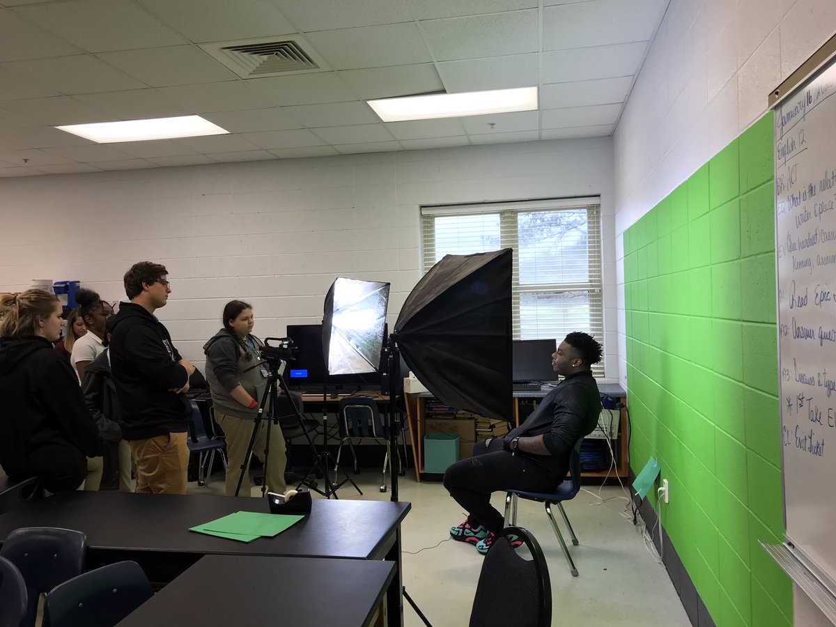 daily_viking's tweet photo. Viking Daily staff interviewed Kirk Jay today! https://t.co/2FEMV6QKnU