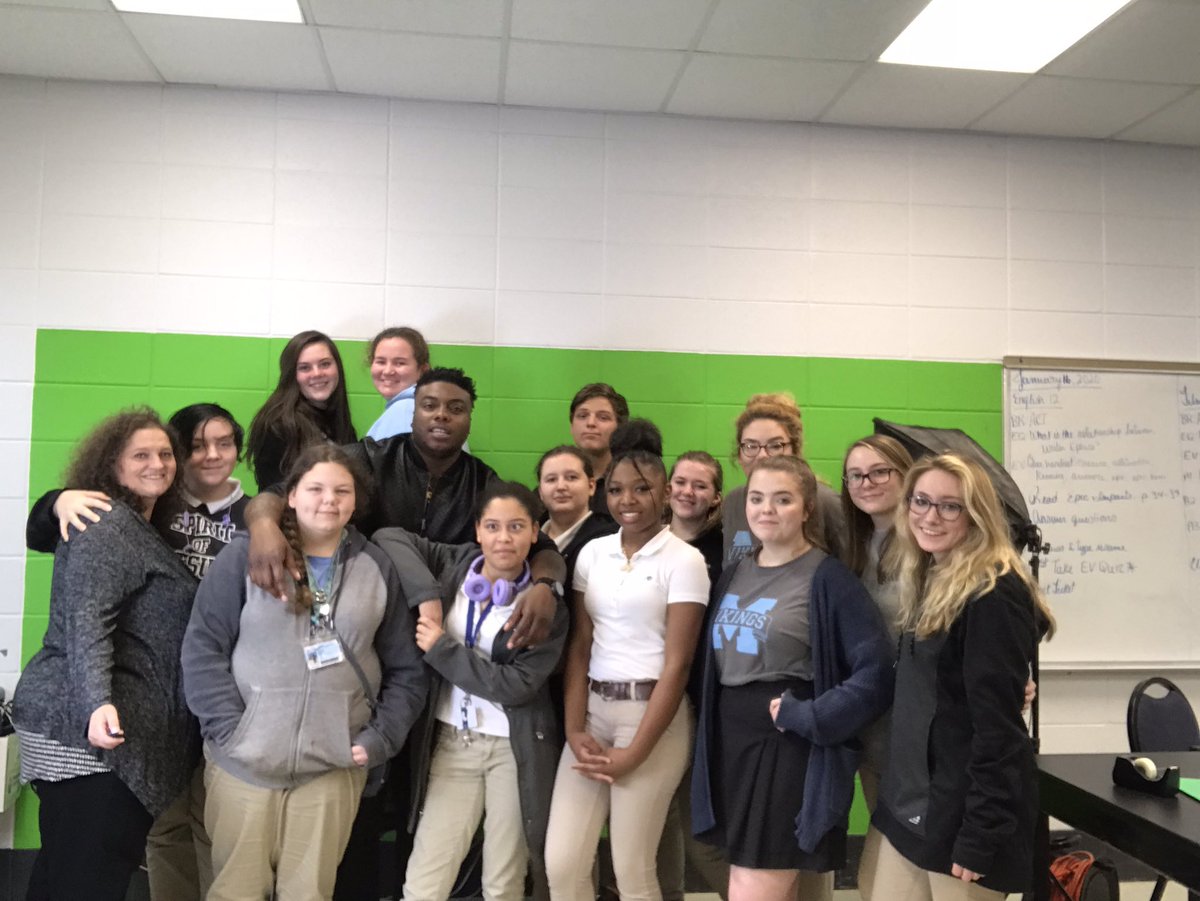 daily_viking's tweet photo. Viking Daily staff interviewed Kirk Jay today! https://t.co/2FEMV6QKnU