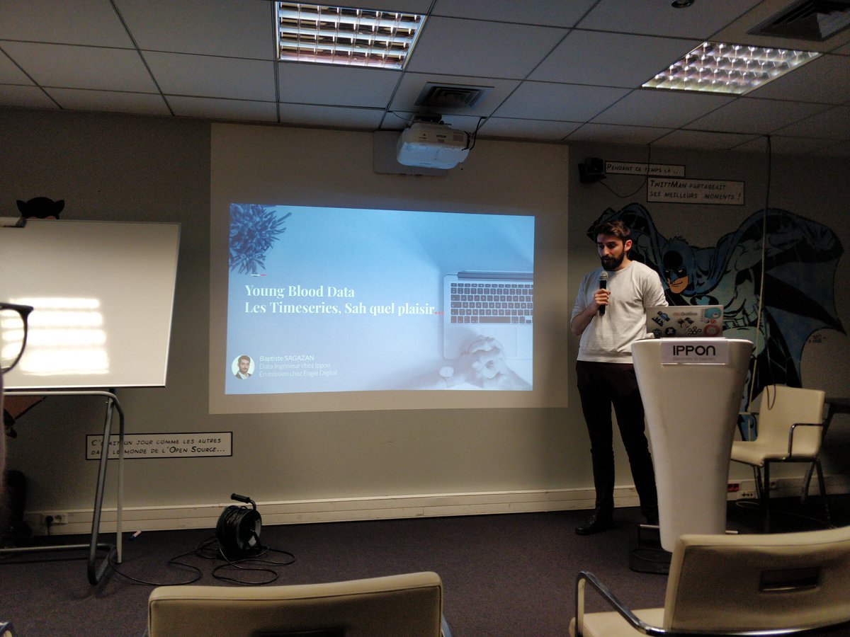 Henginator's tweet photo. Sah, quelle conf https://t.co/EsdbgSPHpm