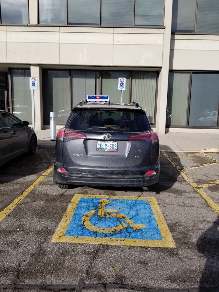 Stephany_Bice's tweet photo. @canadapostcorp does driving for Canada Post give you the right to park in accessibility parking?? No sign in the window and they do it everyday. https://t.co/UjTiw4ezl7