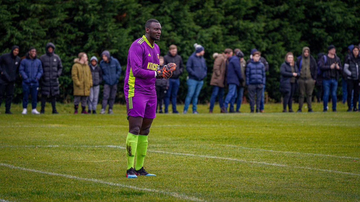 S1_Goalkeeping's tweet photo. The BIG MAN in action💥👊🏼

@sedonsfc @big_gkam https://t.co/YuJRg1zNm8