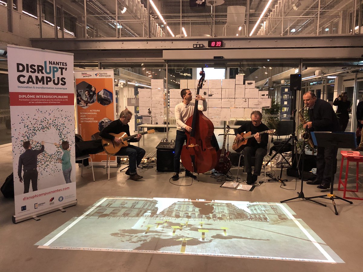 DisruptCampus44's tweet photo. Une belle soirée en perspective pour fêter le partenariat @ArmelTriponSkip @AssoNeptune et @UnivNantes à la @Halle6Ouest !
Le travail des étudiants @UnivNantes @lecolededesign dans #DisruptCanpus #Nantes mis à l’honneur ! https://t.co/oXORZKUXi1