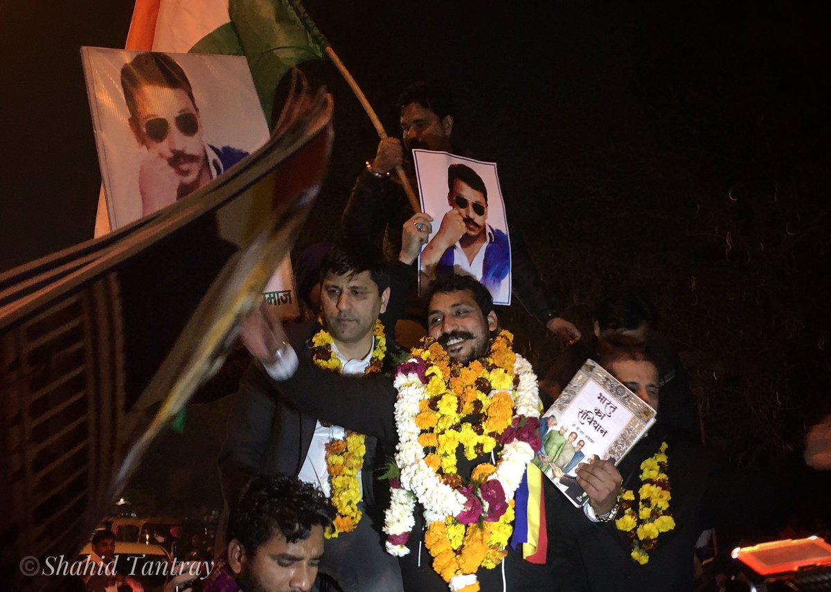 _adnan_hamid_'s tweet photo. Muslims call a Dalit leader their ‘Imam’ (leader)! That’s Equality
That’s Respect
That’s Inclusiveness
That’s Trust
That’s Honour
That's what a leader who gives in to his people is awarded with.
Neel Salaam, AsSalaam, Intifada Inquilab
#RavanisBack
#ImamIsBack
@BhimArmyChief https://t.co/MdTPvIS5Zg