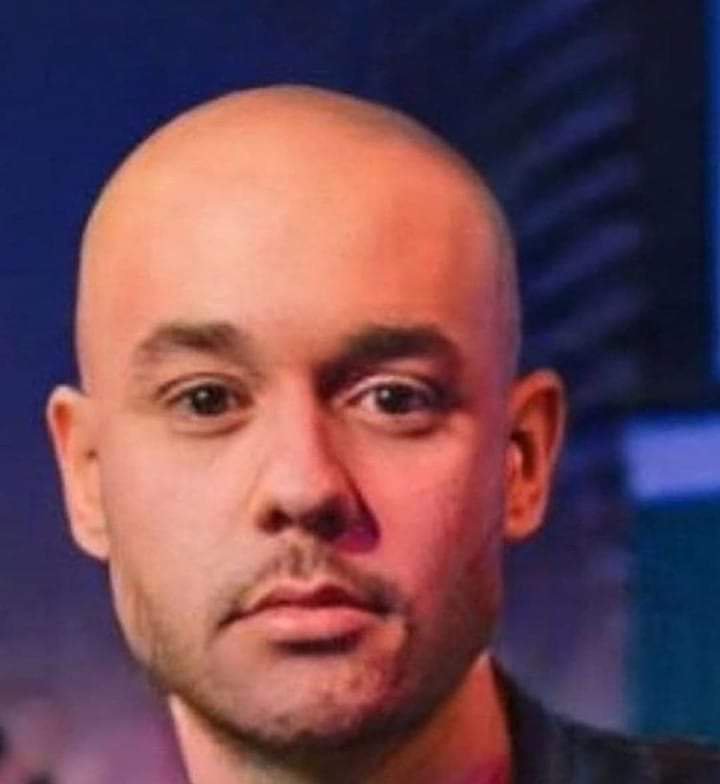 TheGrefg's tweet photo. Me jode pedir esto pero, ¿alguien tiene esta foto en HD? Gracias. https://t.co/YHm715ZTIt