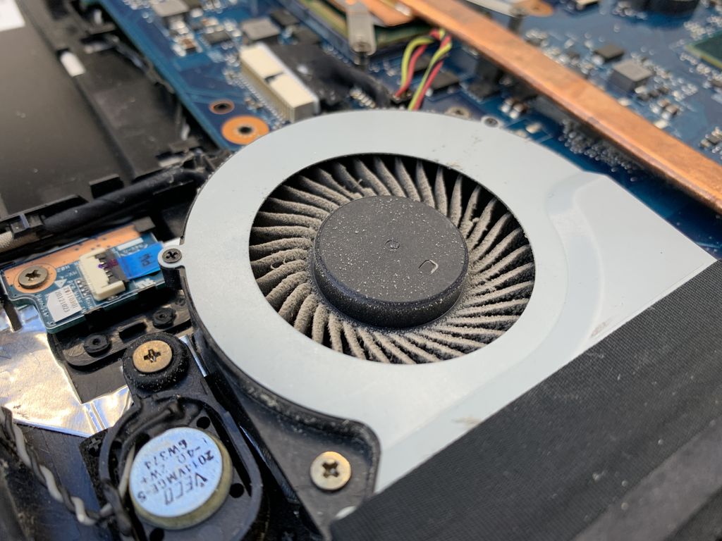 Midleton_IT's tweet image. 🖥 Keep your computers clean! 🖥

Is your computer getting hot and slowing down?

Pop into us here in Market Green Shopping Centre to get it cleaned up!

➡️ MidletonIT.ie ⬅️