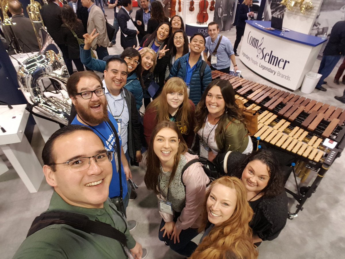 CaffreyTeacher's tweet photo. @anaheim_music #AESDmusic #NAMMShow #ConnSelmer #AmazingAESD #namm2020 https://t.co/nPapCCMAJc