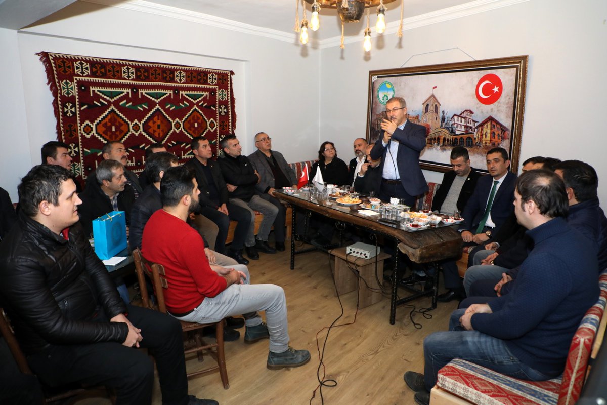 DenizKoken's tweet photo. Kastamonu Daday İlçesi Çevre Köyleri Yardımlaşma ve Dayanışma Derneğini ziyaret ettik. Kastamonulu kardeşlerime misafirperver ve sıcak karşılamalarından ötürü teşekkür ederim. https://t.co/wkxlih92XE