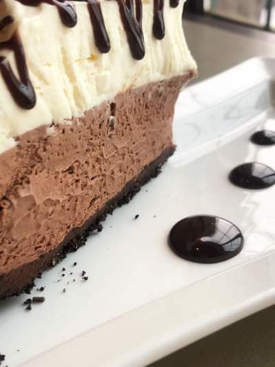 It's finally here! Dine Around Freddy has begun, get ready to eat Fredericton. We're serving up House Smoked Salmon, Pork Belly + Chocolate Stout Cream Pie all for $31! 
📷: Freddy Foodie

Available Jan 16th - February 2nd | 3 Courses | $31 +HST