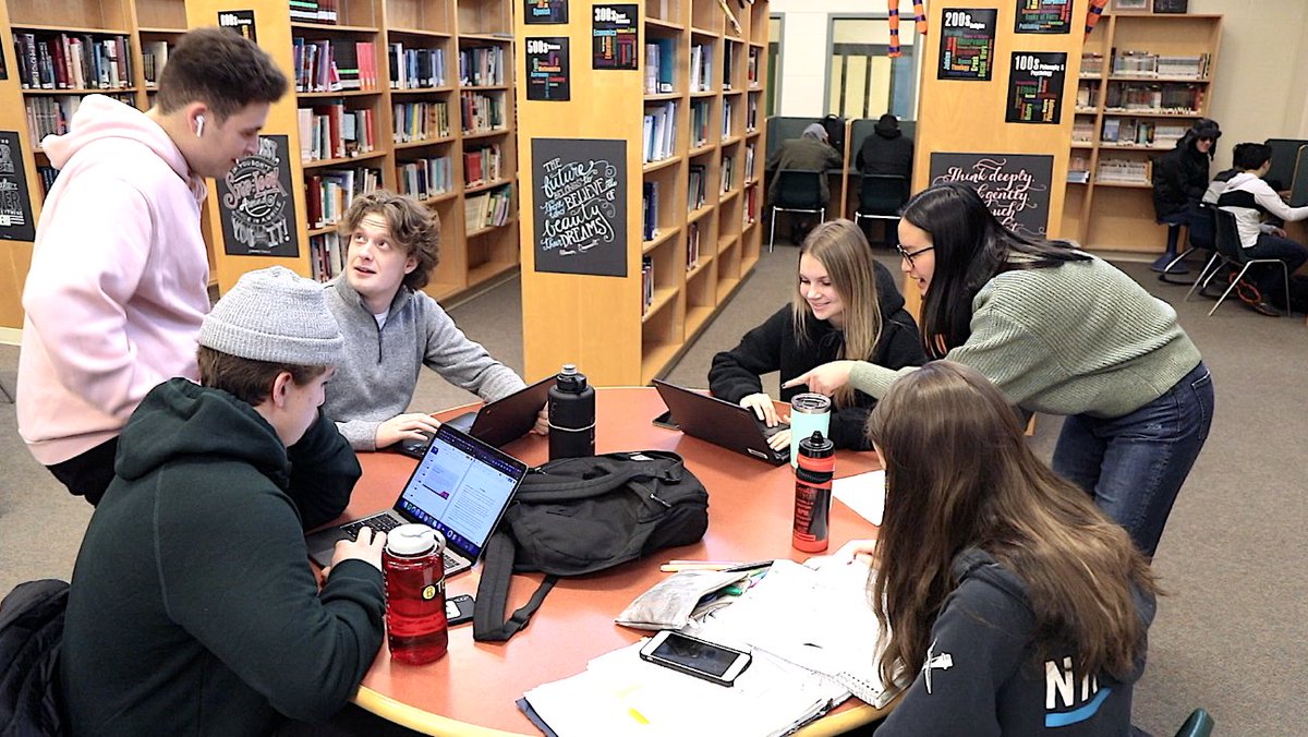 SCDSB_Schools's tweet image. SCDSB staff!📢 This week&apos;s #SCDSBScoop is now live! In this week&apos;s episode our 2019-20 student trustees share their thoughts on the role, how it has helped them grow and how other students can get involved! 

📽️Watch today&apos;s episode now:
bit.ly/2TvF0V6