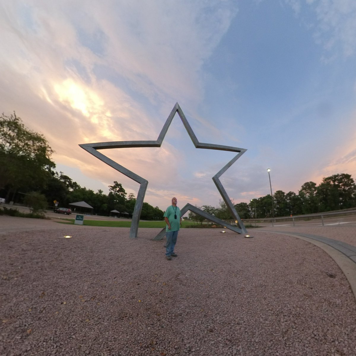 ErvinPaid's tweet photo. #bluewrenchgroup love @pusastudios and my #insta360 one X. some pics from texas welcome center. https://t.co/s4WT7WQw3V
