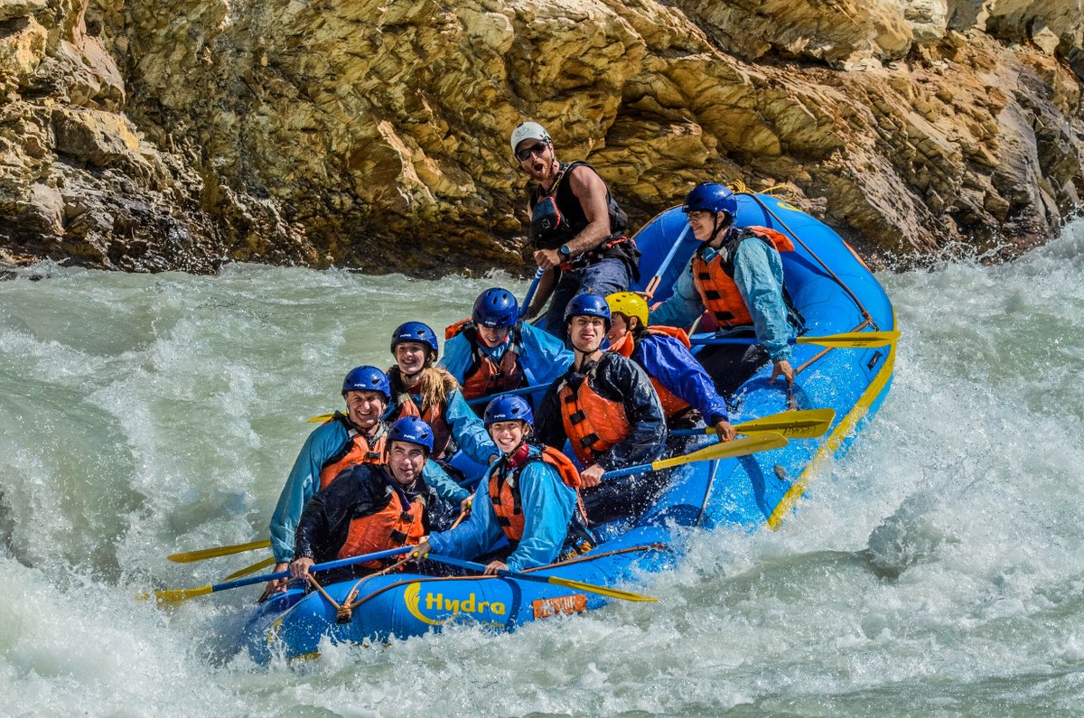 HydraRiverGuide's tweet image. We're gearing up for summer here at Hydra! Here's a throwback to an insane 2019 on the Kicking Horse!