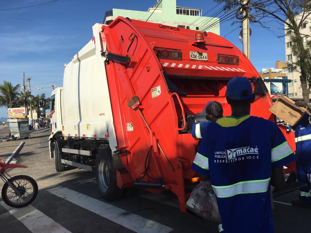 limpatech's tweet image. Vocês já perceberam que a orla da Praia dos Cavaleiros está cada vez mais bonita e agradável? Realizamos a coleta com eficácia e mantemos a limpeza diária para enaltecer ainda mais a beleza da nossa cidade.
Limpatech mantendo o padrão de qualidade! #PorumaMacaemelhor