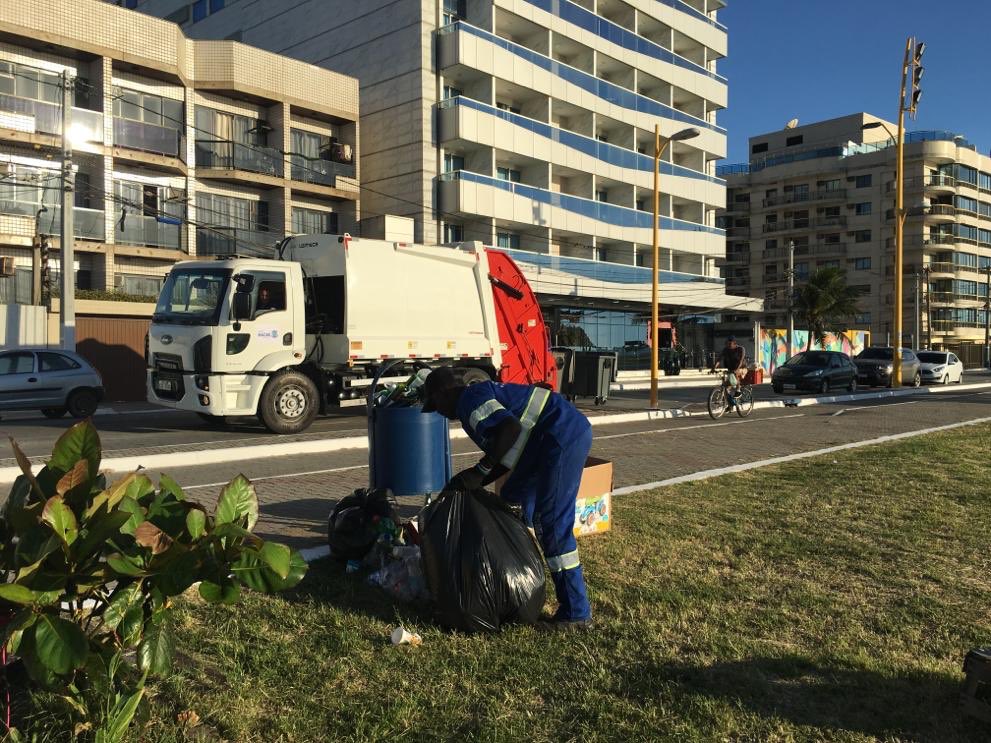 limpatech's tweet image. Vocês já perceberam que a orla da Praia dos Cavaleiros está cada vez mais bonita e agradável? Realizamos a coleta com eficácia e mantemos a limpeza diária para enaltecer ainda mais a beleza da nossa cidade.
Limpatech mantendo o padrão de qualidade! #PorumaMacaemelhor