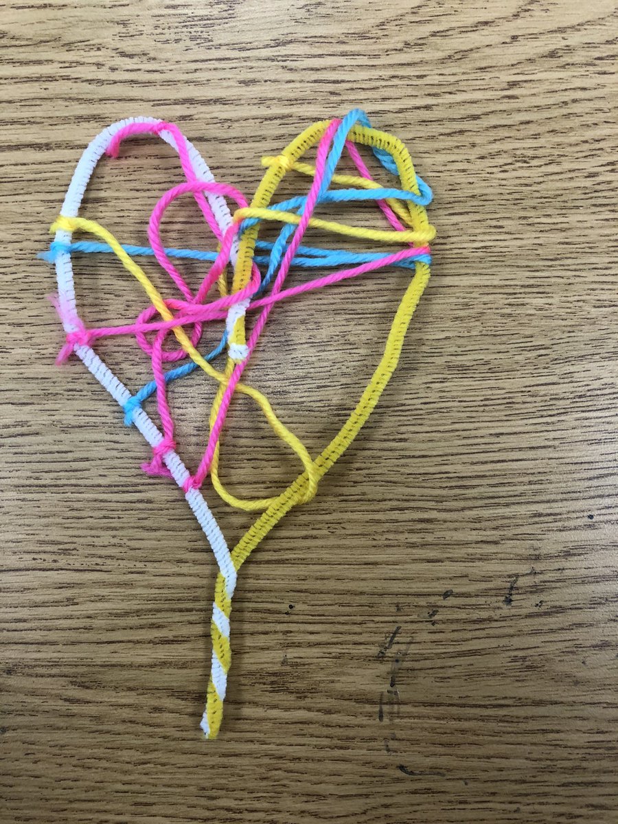 mm_library's tweet image. First-graders at Washington Elementary School learned all about Dr. Martin Luther King Jr. and his famous “I Have a Dream” speech. They then made dream catchers to “catch” their own dreams for a better world. @WashElementary @woschools @Techarina