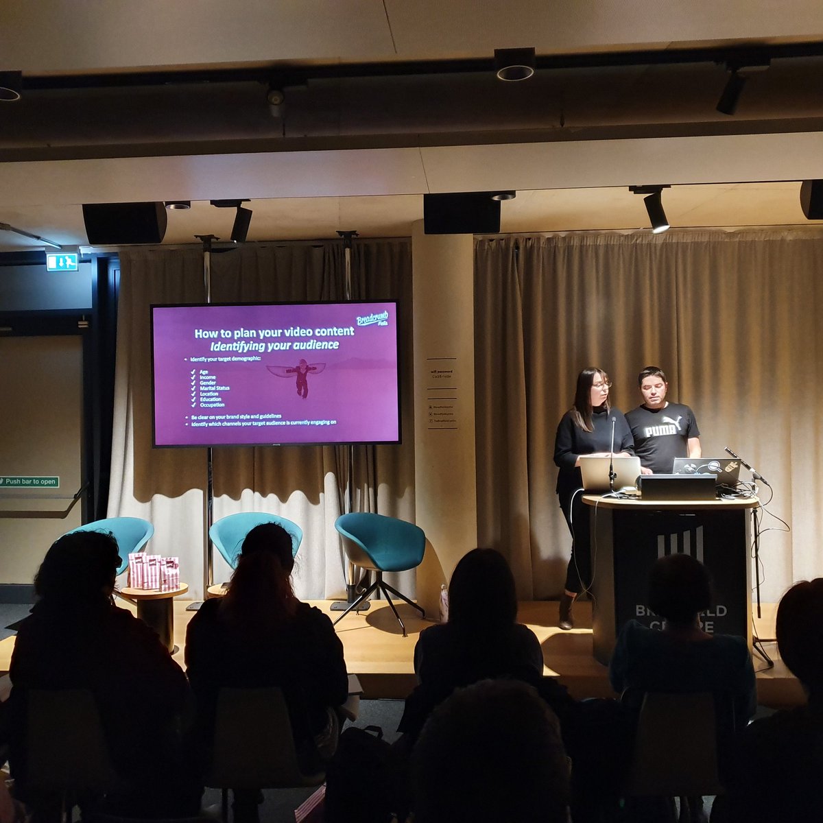 JemimaWillcox's tweet photo. When creating video content for your business, you need to be totally sure on:

👂Your brand guidelines 
👂Your brands tone
👂Your brands style

#optimisey #networking https://t.co/SzkEFql1uk
