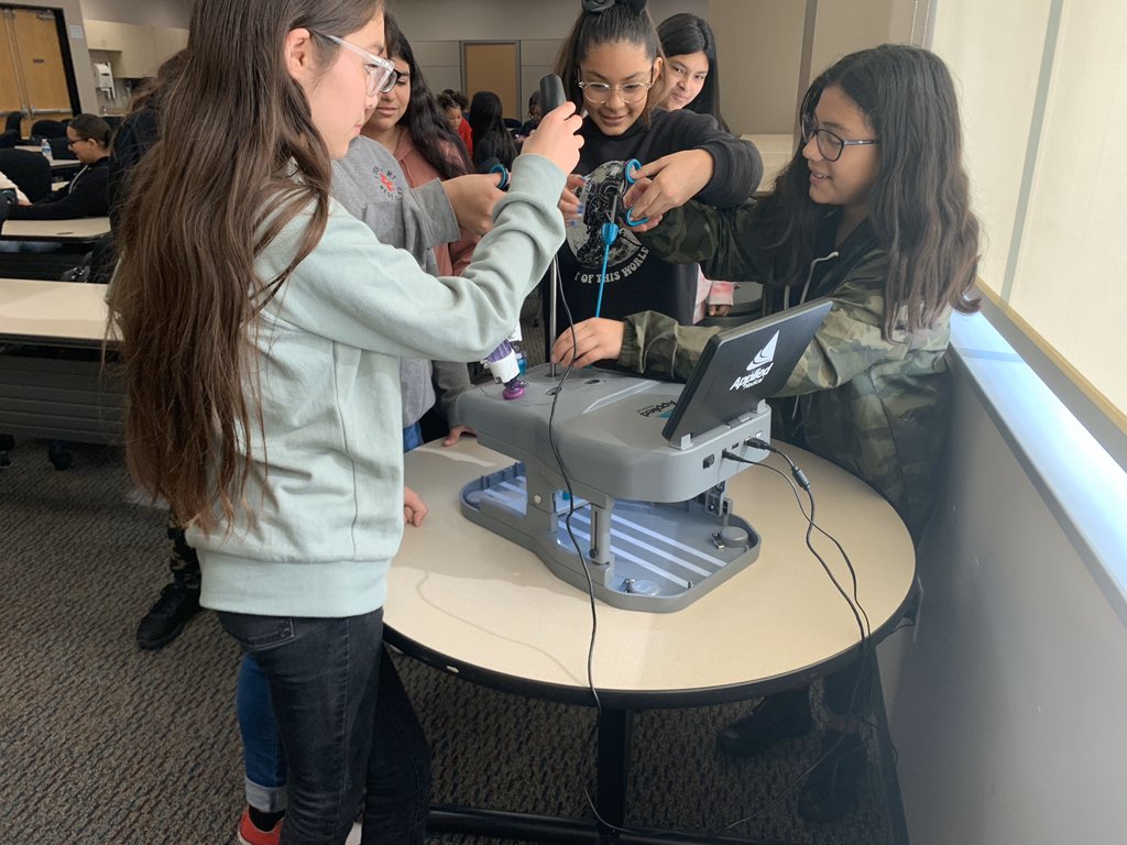 RadteacherAvery's tweet photo. Great field trip to Applied Medical to learn about surgical instruments! #Radteacher #SMMSMV https://t.co/Fb9bTLhEuj