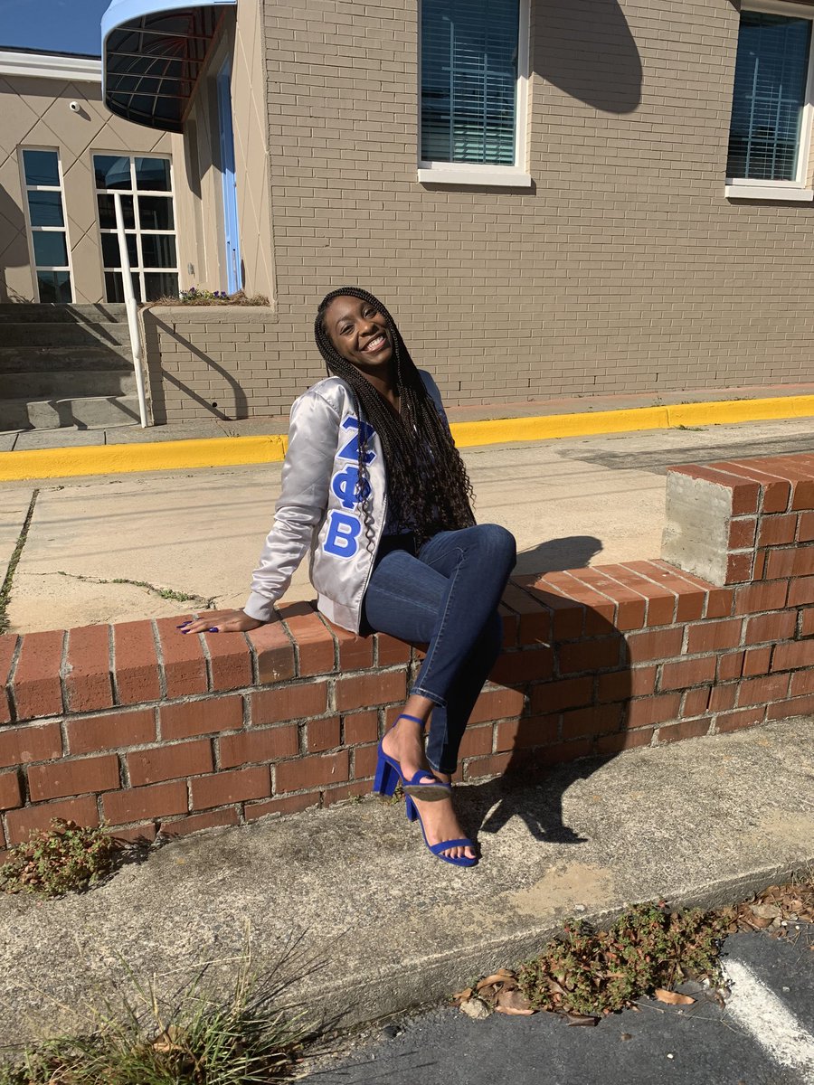 KayDontPlay_12's tweet photo. 100 Years of Trailblazing, and we’re nowhere near finished! Happy Centennial SororZ! 💙🤍
#100YearsOfFiner https://t.co/nYmrvpinQS
