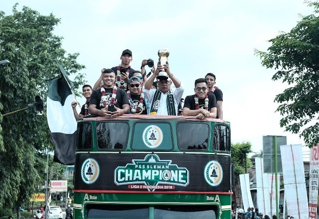 PalaganSTxPSS's tweet photo. Sampai bertemu di lain waktu yang benar benar kita rindukan bersama. Sampai klub ini benar benar sembuh seutuhnya.
#BOYCOT https://t.co/demeUyfZ9B
