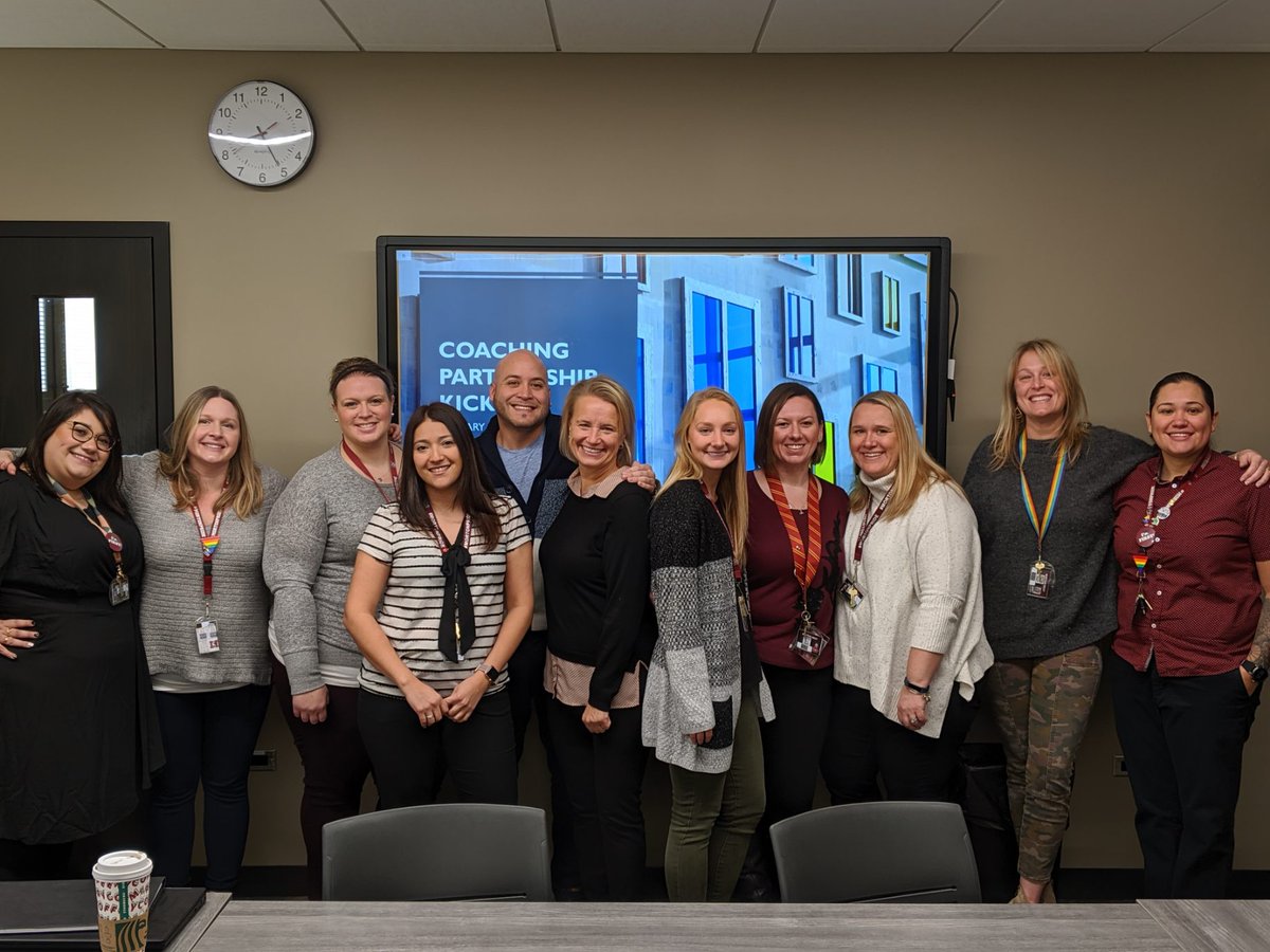 So excited for our coaching partnership this semester with these excellent teachers @CarolynWitters1 @MsReyes1525 <a href="/natalie_perejda/">Natalie Perejda</a> #mortonpride #orgullomorton