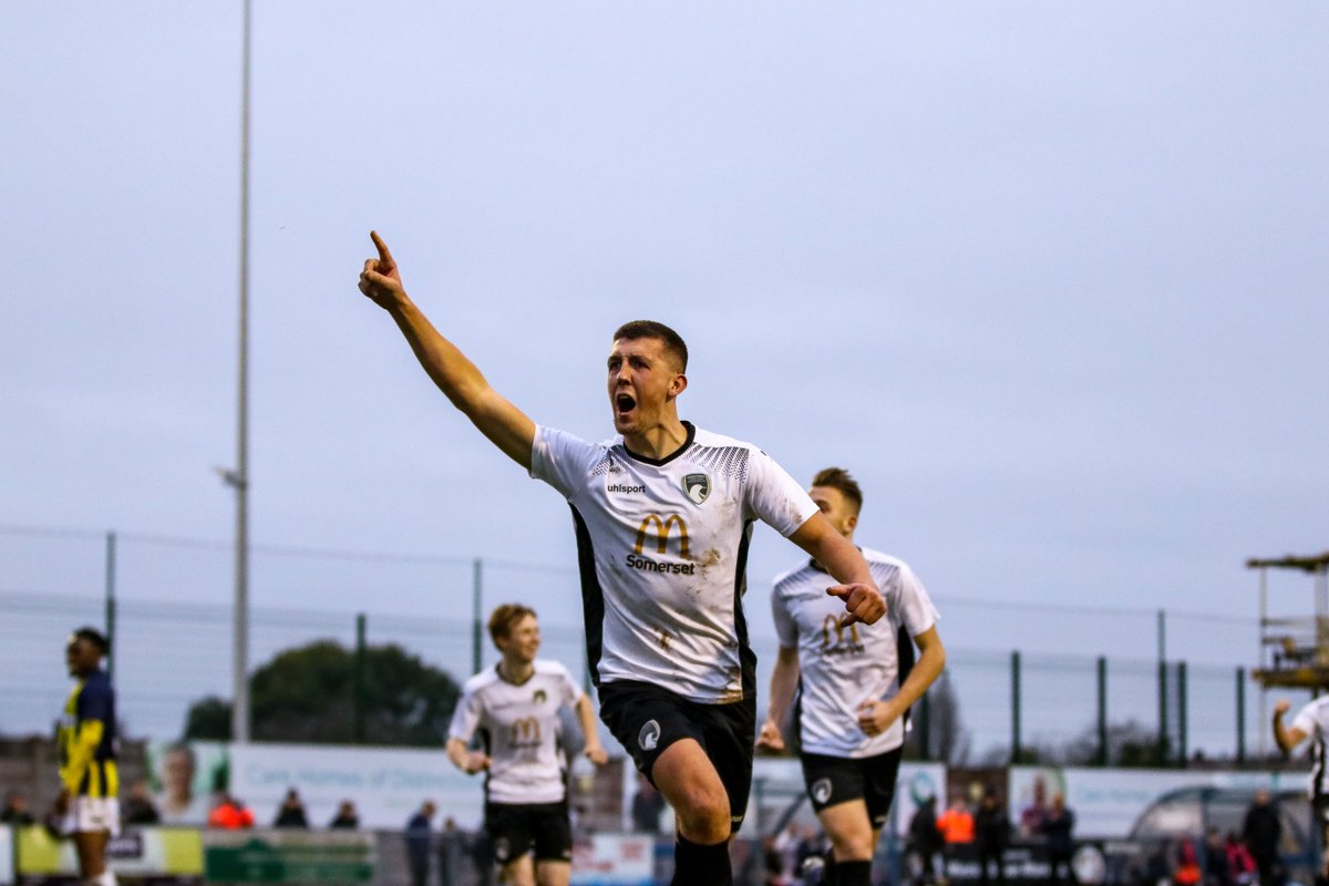 WSM_AFCOfficial's tweet photo. PARSONS EXTENDS CONTRACT WITH THE SEAGULLS

Defender Aaron Parsons has agreed a new contract with the club, putting pen to paper on a deal until the end of the 2020/2021 season 👉 https://t.co/4F7QospT4K

📷 @Willtphotos 

#SeagullsMedia https://t.co/5A2143tSO5