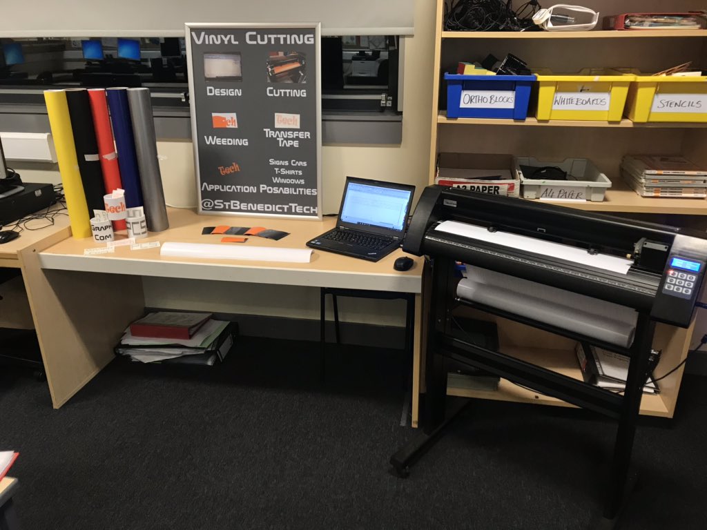 StBenedictTech's tweet photo. S2 Information Evening #GraphicCommunication #PracticalWoodwork @stbenedictsren https://t.co/bPOxYoek7o