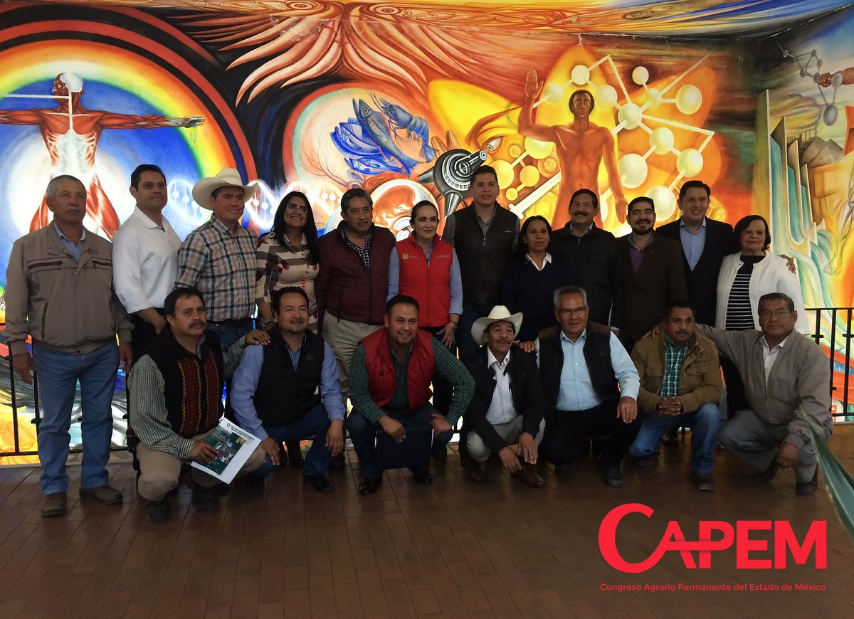 cap_edomex's tweet photo. Reunión de trabajo con la titular de la @SEDAGROedomex EdoMex Lic. @RocioDiazMon y organizaciones integrantes del #CAPEM 
Compromiso y trabajo en beneficio de los productores y el campo mexiquense. https://t.co/F2Bpd1wc3Q