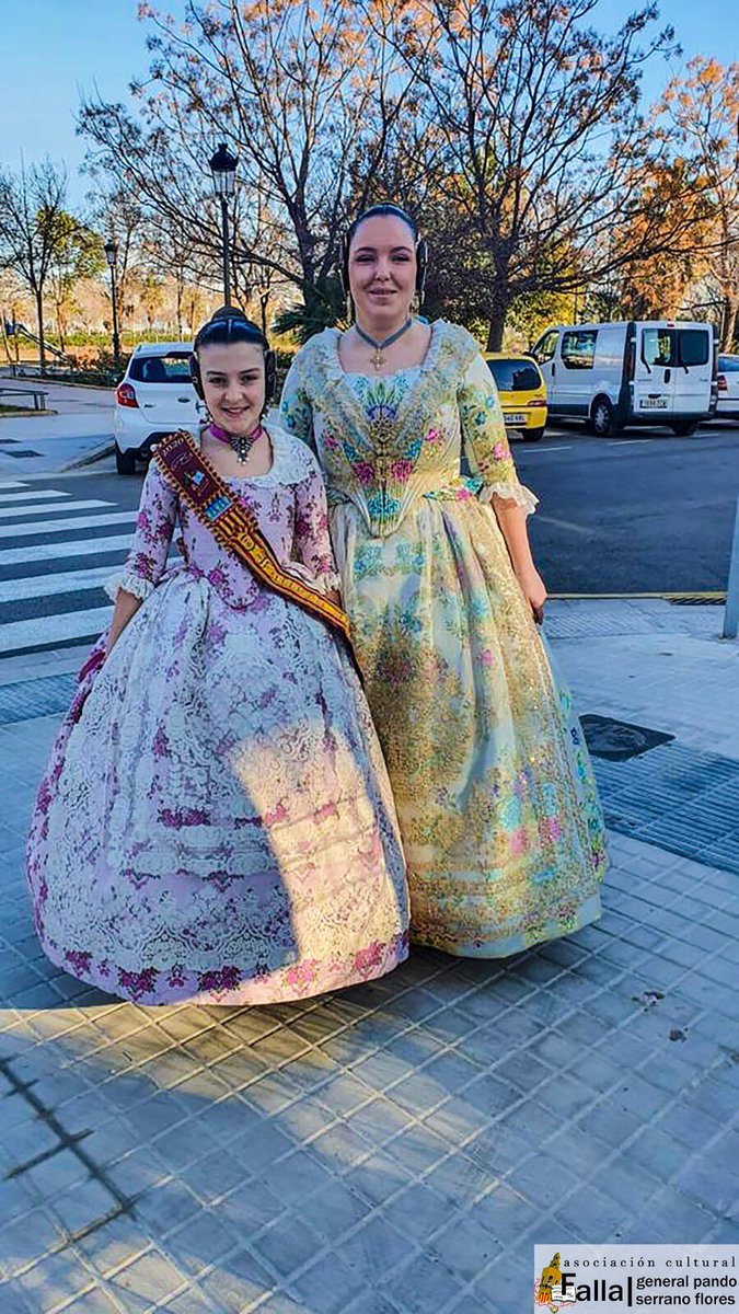 Los representantes de la Falla General Pando Serrano Flores han acudido a la presentación de los bocetos de la agrupació de falles mestalla-benimaclet, un acto que nuestros representantes no se han querido perder. 
#soydepando
#Falles2020