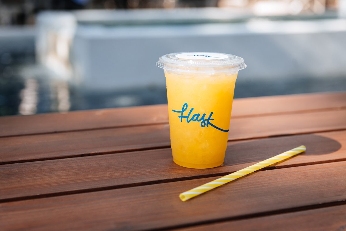 bethere_app's tweet photo. Living in #centralLondon? RT this #launch post &amp; get your #30percentOFF your 1st #cocktail order!!! Straight at your door! #justlaunched https://t.co/eTfQYwCQqR https://t.co/By9g2QKC7I