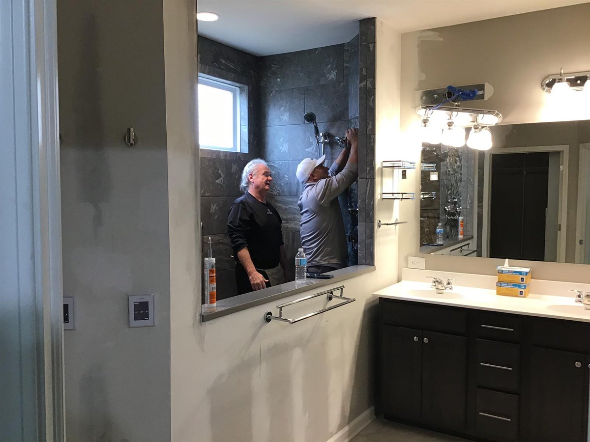 Florabropaint's tweet photo. It's a WONDERFUL day in #PlainfieldIndiana for #TeamFBP to work on this master bath & garage remodel! Nice start guys!!!
#IndysBestPainter #PaintTheTown #NextLevelPainting #PaintingContractor #InteriorPainting #PPG #PPGPaints #PPGProud https://t.co/nuIkZnzzJb