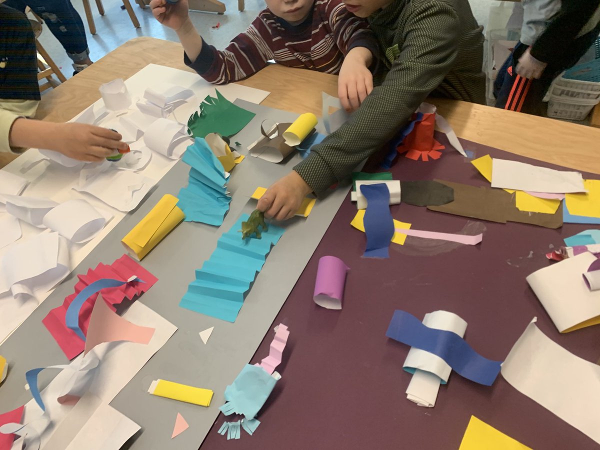 cutelisart's tweet photo. Students in kindergarten get to experience their 3-D paper playgrounds!! Each child chose a tiny plastic toy creature and allow them to experience the playground. #steamlesson #apsarts @APSArts #kindergarten #3dpaper #sculpture #innovation https://t.co/MywuYsDkCK