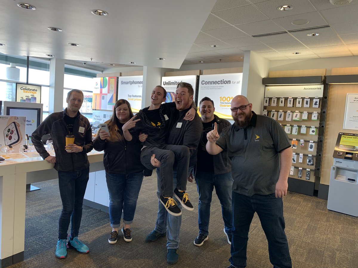 mtlchapman's tweet photo. #ManagerSwap here in Fond du Lac. Already at goal with $265/HS and driving to 200% to goal! @Hawley11511 @terryliptak @mark_nachman @tracySprint https://t.co/MuuC4xJLKP