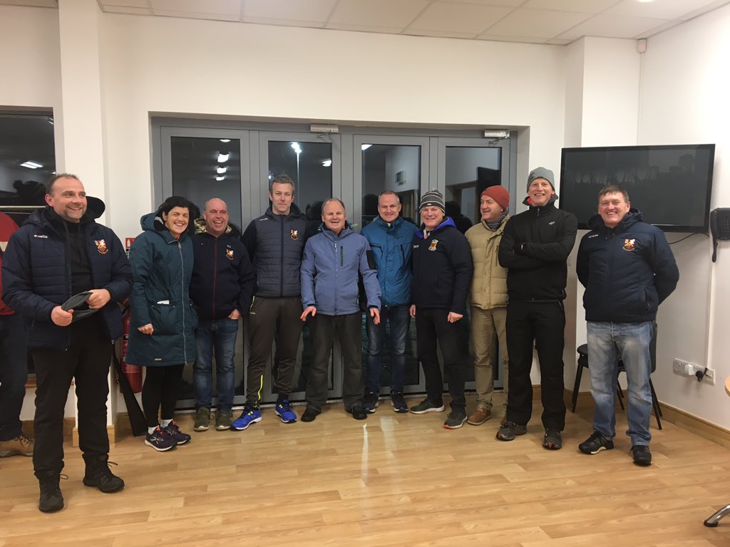 TheFizzMeister's tweet photo. Another great nights learning for @ballinrobegaa coaches at last nights workshop on youth conditioning in Bekan. Thanks to @KieranKilkenny2 @burnsseamus @billymacn #SSG’s #alwayslearning #brrrrrritwascold https://t.co/HFNibsd52P