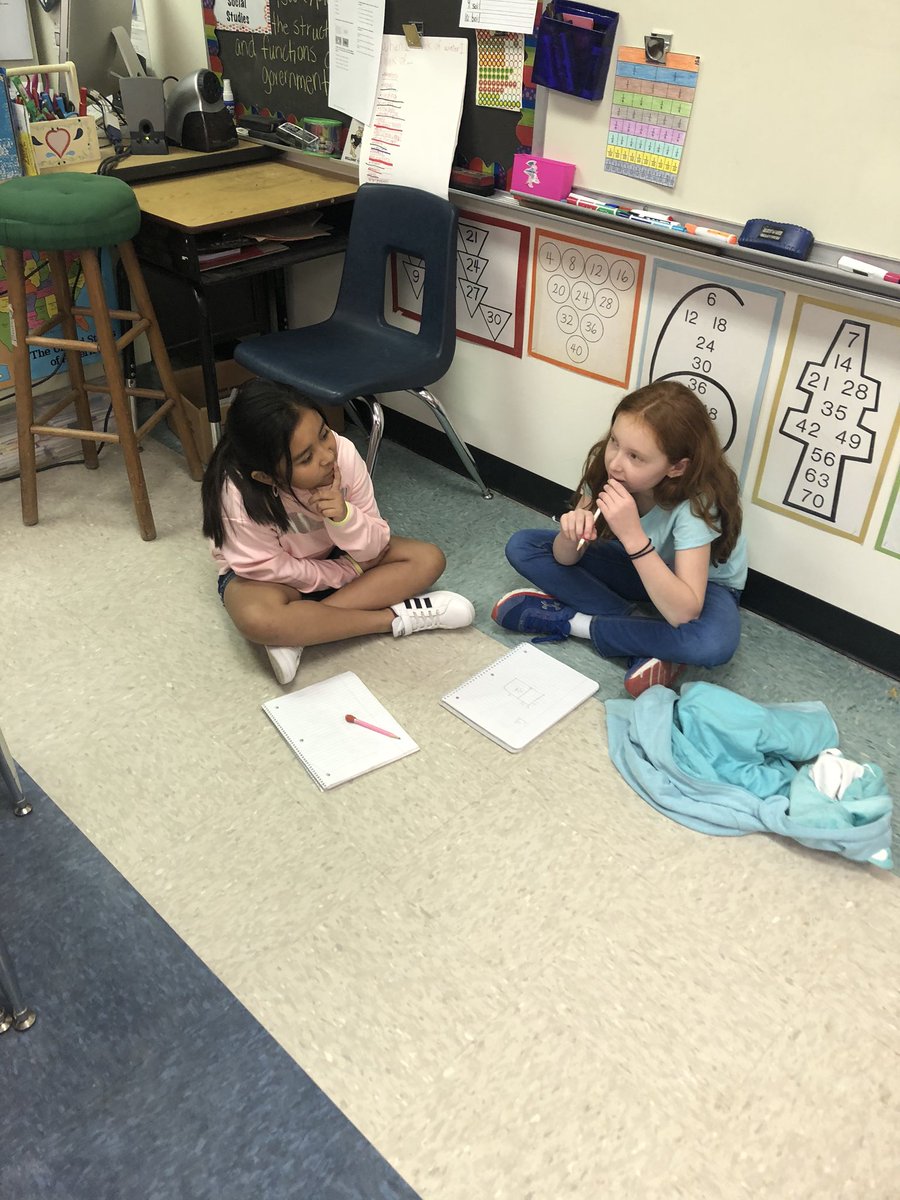 Vogel 3rd graders using the ICLE strategy “turnabout teaching” today during math. #increasetherigor #vogelproud #teamseguin <a href="/VogelESISD/">Vogel Elementary</a> <a href="/SeguinISD/">Seguin ISD</a>