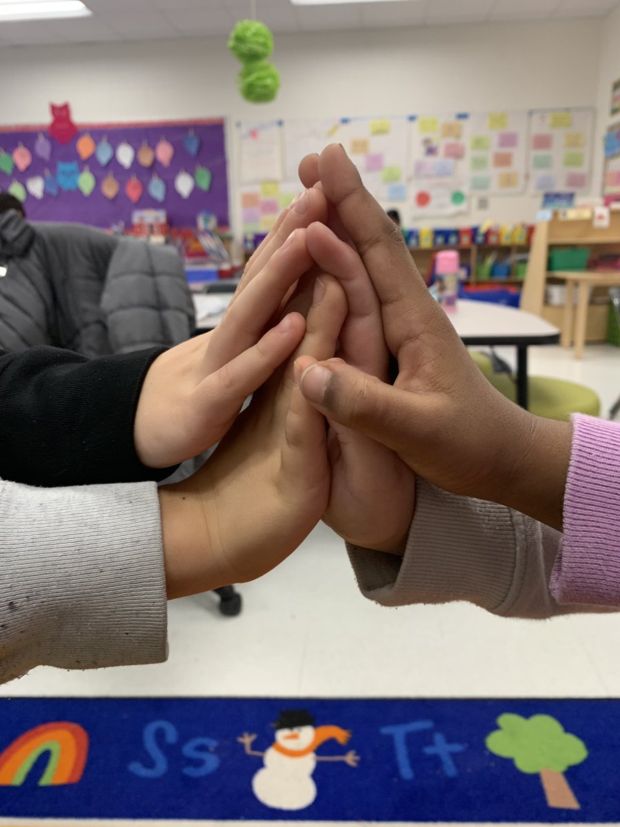 RaffoKinder's tweet photo. The change begins with us.....”We can change the world with our own two hands, make a better place with our own two hands, make a kinder place with our own two hands.”
@GoshenPostES #gogpgators https://t.co/nJuYpSqfM1