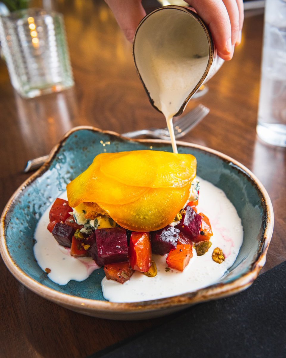 Dishes that make your heart skip a 'beet.' 😍 bit.ly/2yLUMhi

🍽️: Salt Roasted Beets.