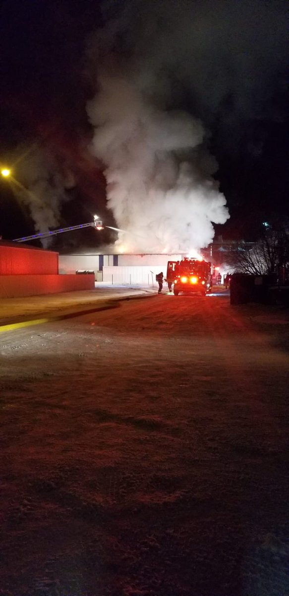 denisperrault's tweet image. I’m grateful for the men and women from @CitySCFire and the surrounding area for battling the blaze in @City_SC last night enduring 40 below weather.   Truly thank you!   #GrowSwift