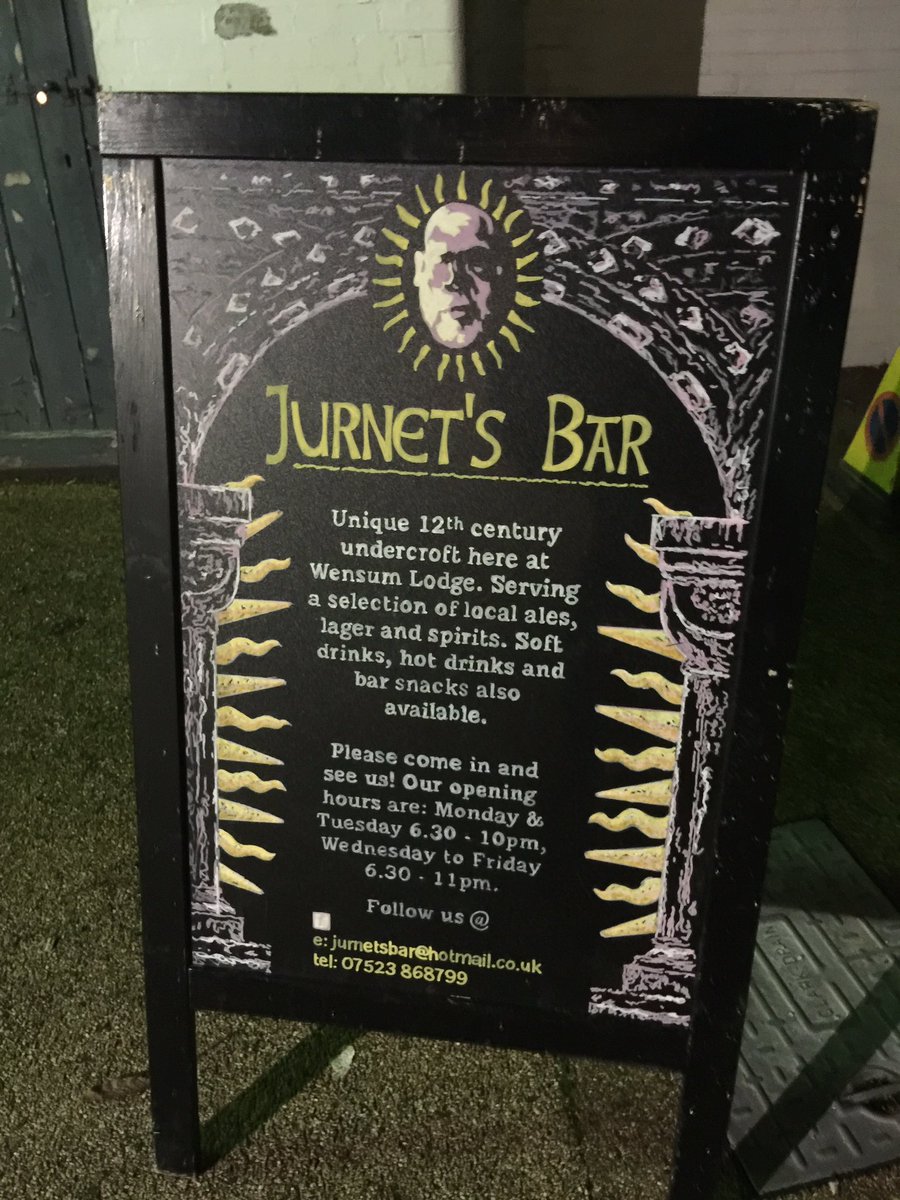 dogfaceimprov's tweet photo. We’re so blessed to have this super fun space to perform in. Wonderful staff, lovely atmosphere and really unique history. We’re starting up our #2020 with #improvcomedy @JurnetsBar TONIGHT in only 40 minutes. Come and have a #January #laugh #Norwich #WhatsOnNorwich https://t.co/ekgPGmpD7J