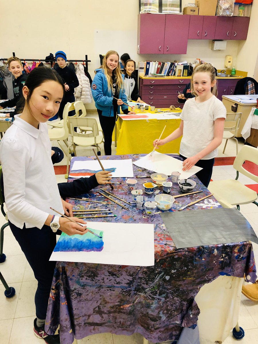 dnespolo's tweet photo. @stanselmcs students learning about Australian contemporary artist Pete Cromer. Famous for his bold and signature bursts of glowing colours and textures in his collages. We are inspired by Pete’s bird collages. Day 1.... PAINT 🎨! https://t.co/6TwNbnY27z