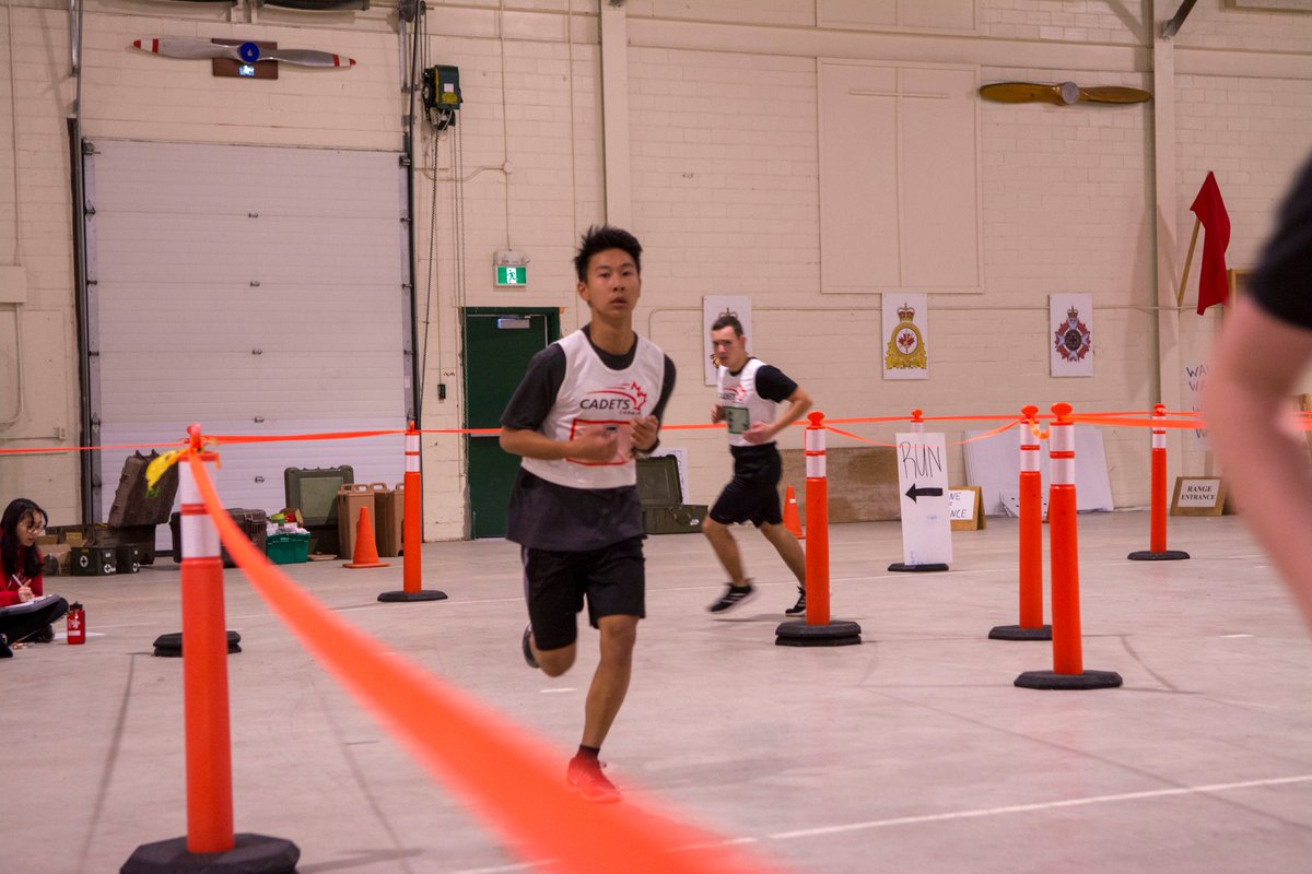 CadetsOnt's tweet photo. LES QUALIFICATEURS DE LA RÉGION DE BIATHLON COMMENCENT

Les cadets de la région de Niagara et du Grand Toronto (NGTA) ont organisé un événement de course et de tir -- biathlon à l'intérieur en raison des conditions météorologiques -- le week-end dernier à la BFC Borden. https://t.co/XTzwBErnGn